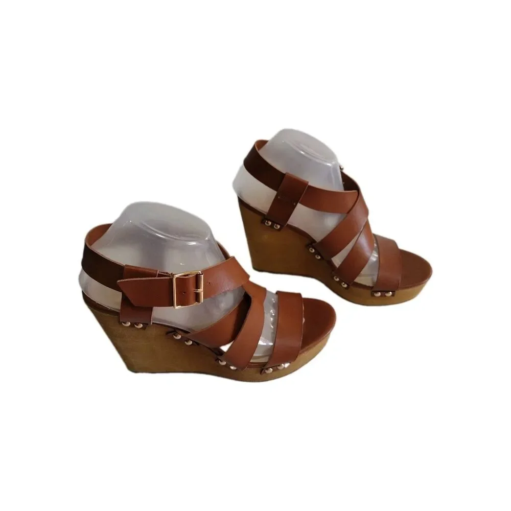 Fergalicious by Fergie Libby Strappy Wedge Stacked 4.5